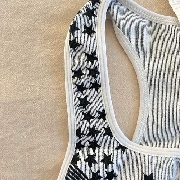 Fabletics Star Sports Bra in grey/black (size S) - Picture 5 of 7